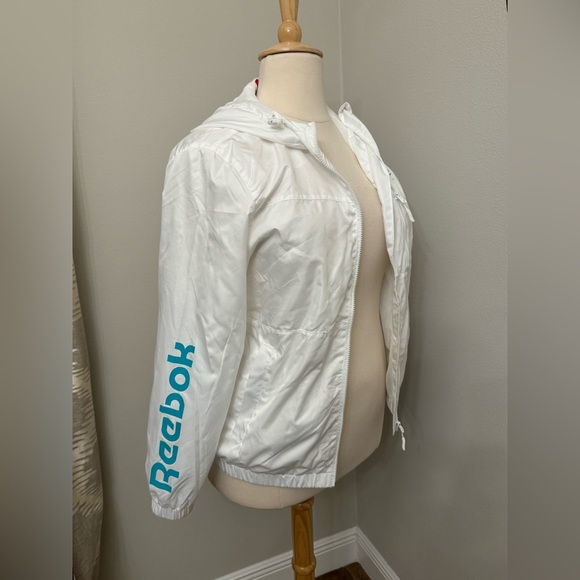 XL Reebok Jacket 🩵🤍 - Picture 2 of 4